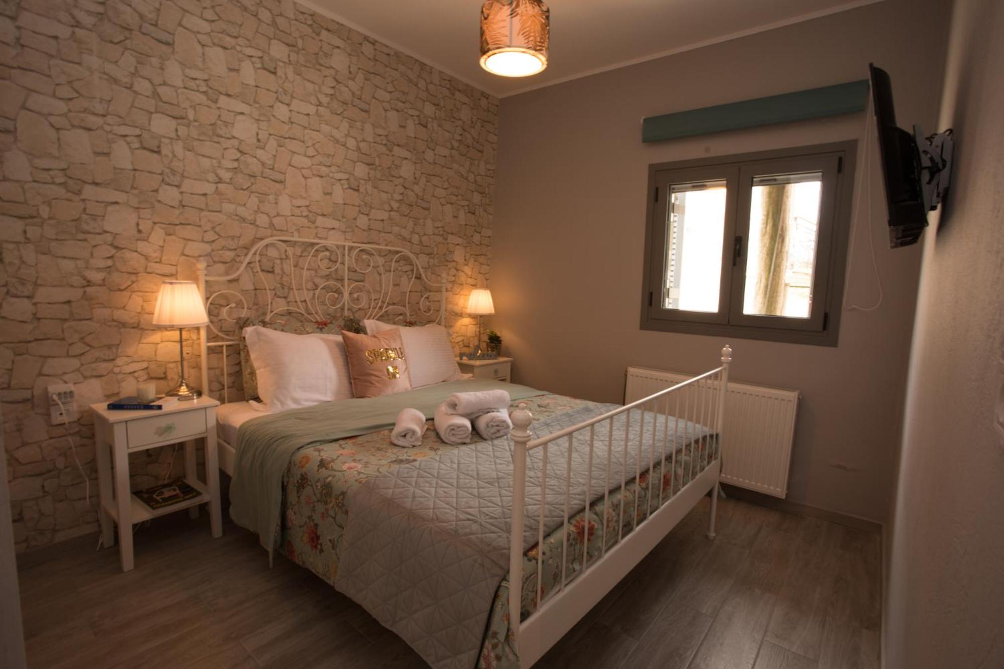 Armonia Pramanta Mountain Tzoumerka 部屋 写真